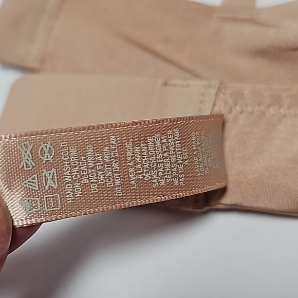 NWOT Skims Wireless Form Push-Up Plunge Bra Lightly Lined Intimates Mica 34D - Picture 11 of 11